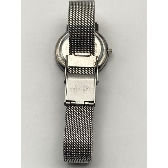 Skagen Sterling Slim Womens Watch 26mm with New Battery - Adjustable Mesh Band - Picture 4 of 10
